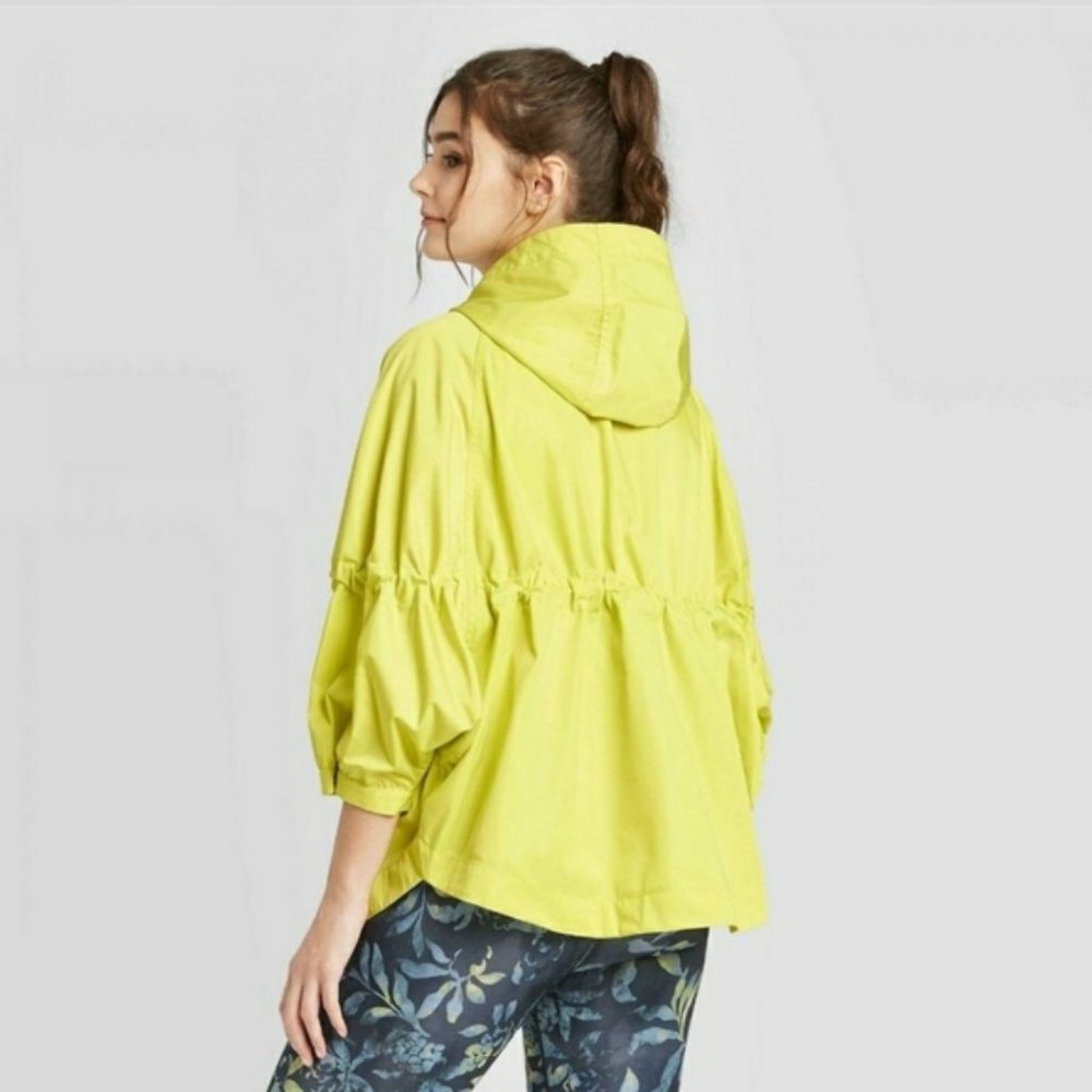 JoyLab Poncho- Windbreaker in Lime